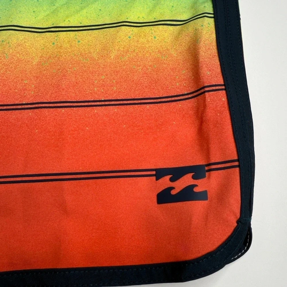 Billabong 73 Stripe Platinum X Stretch Boardshort‎ Size 29 LIKE NEW!